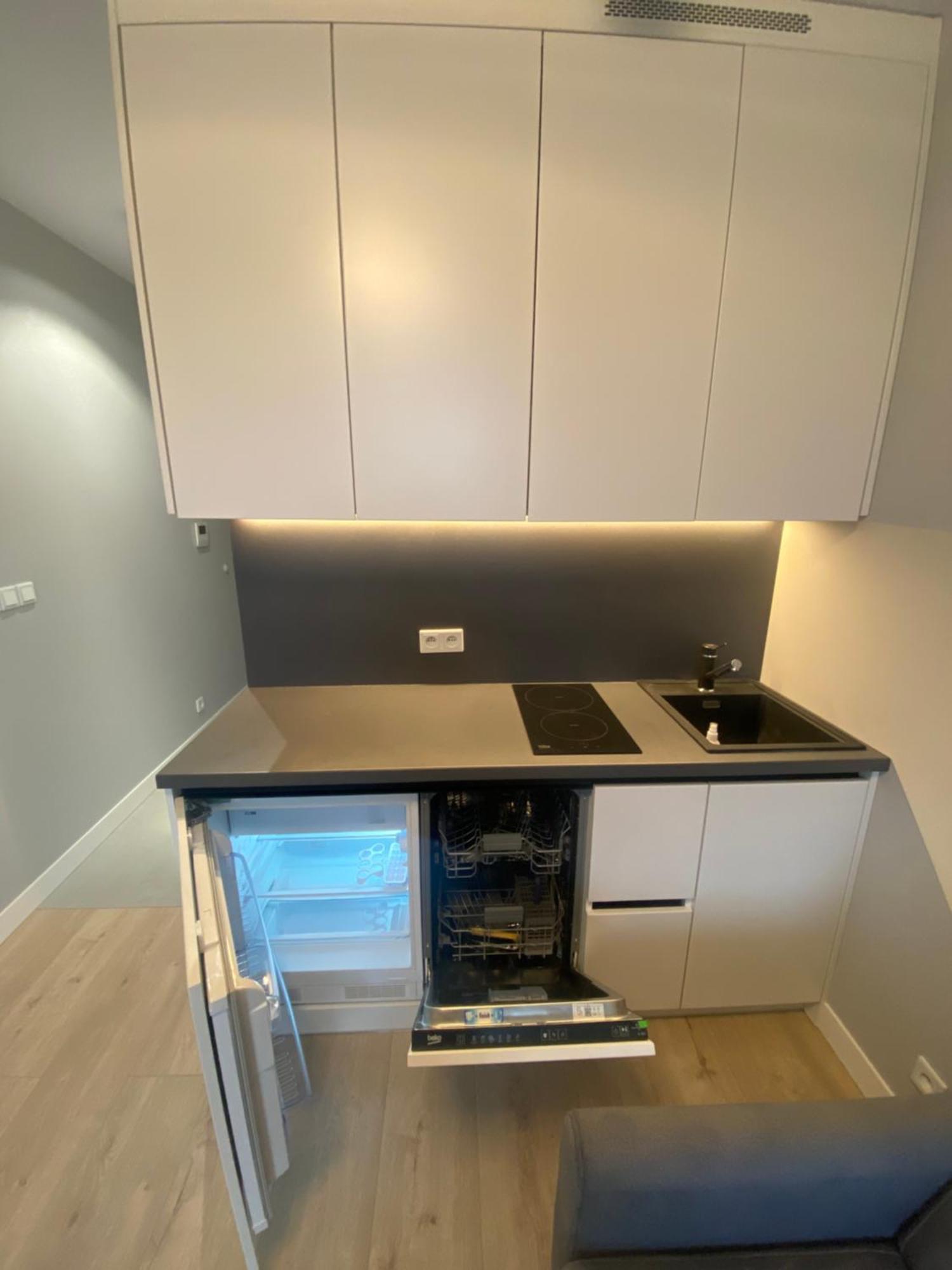 Wiktoryn 6 Piekne Nowe Apartamenty Z Duzymi Balkonami Varşovia Exterior foto