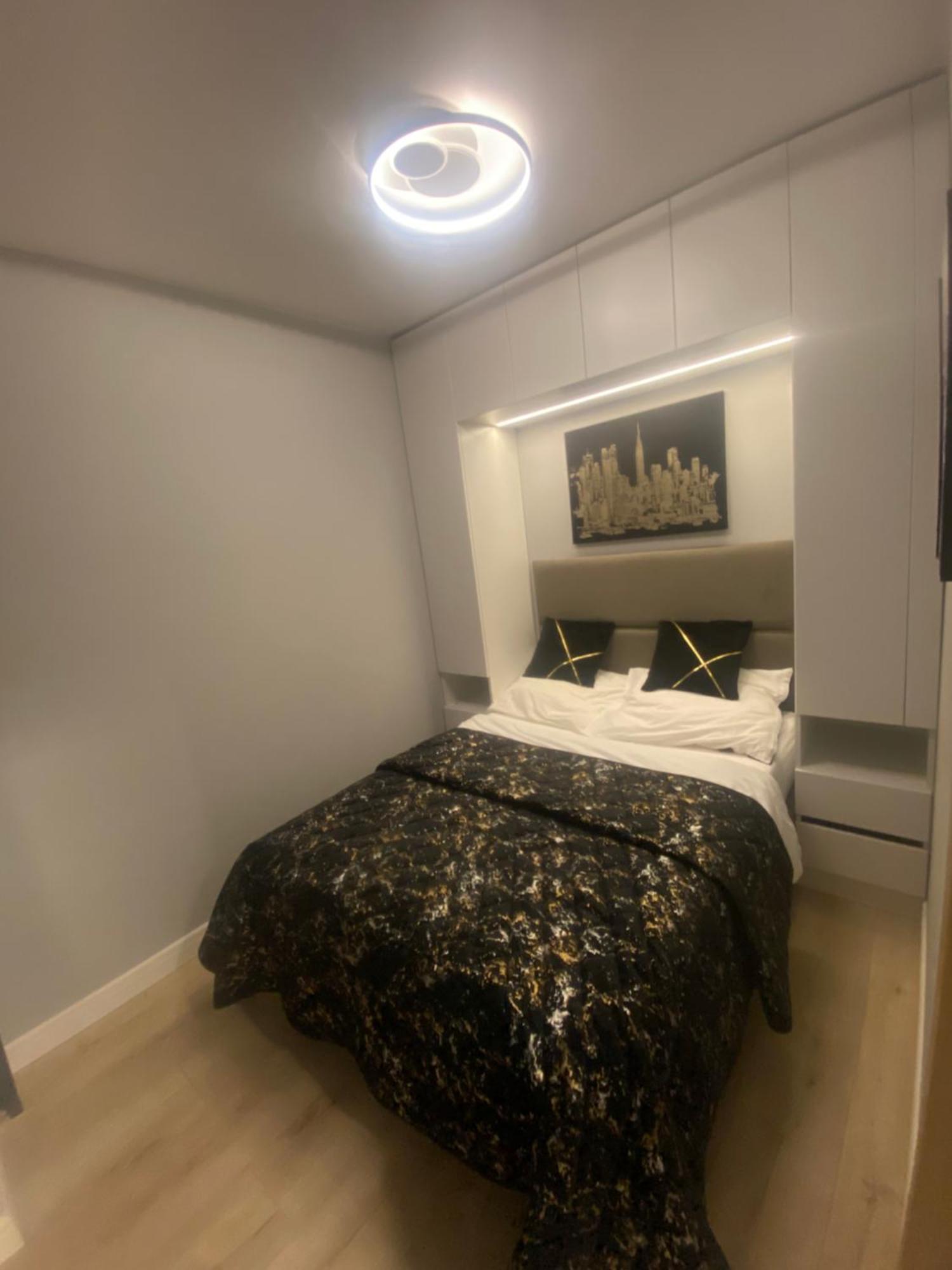 Wiktoryn 6 Piekne Nowe Apartamenty Z Duzymi Balkonami Varşovia Exterior foto